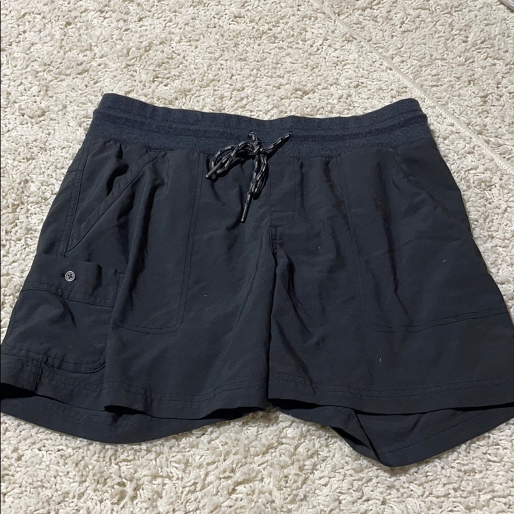 Columbia shorts